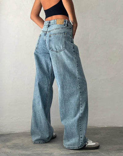 Relaxed fit low-rise wide-leg jeans