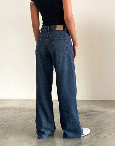 Relaxed fit low-rise wide-leg jeans
