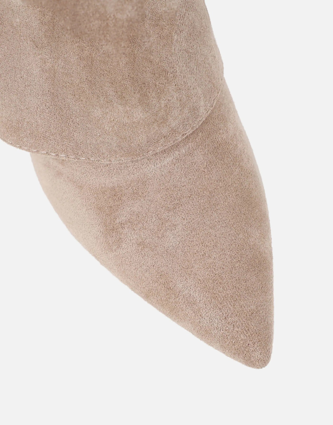 Aure Boot